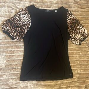 Tahari blouse, cute slouchy sleeves